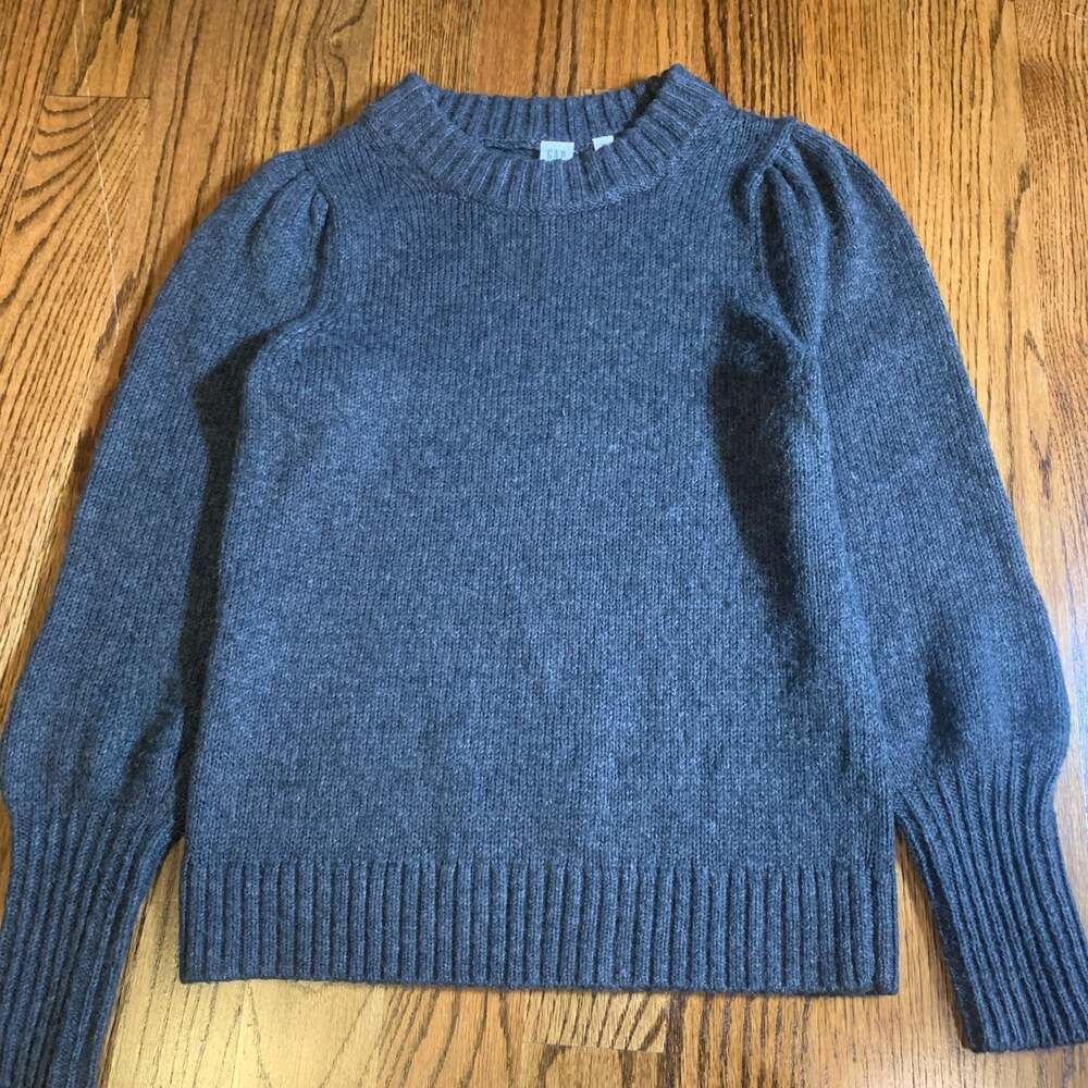 Gap Gray Crewneck Sweater with Puffed Shoulders - Picture 4 of 7